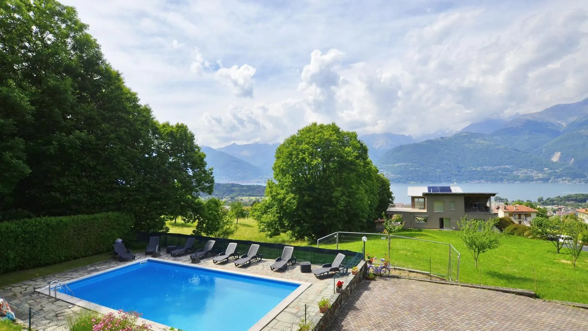 Oasi E Relax - Happy Rentals Colico 0*,